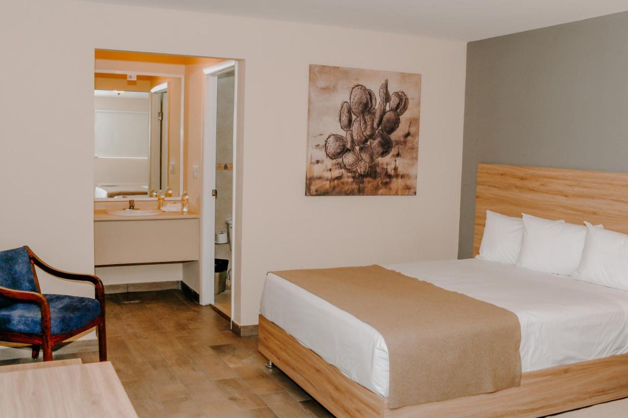 Hotel Dunas Near Consulate Ciudad Juarez Bagian luar foto